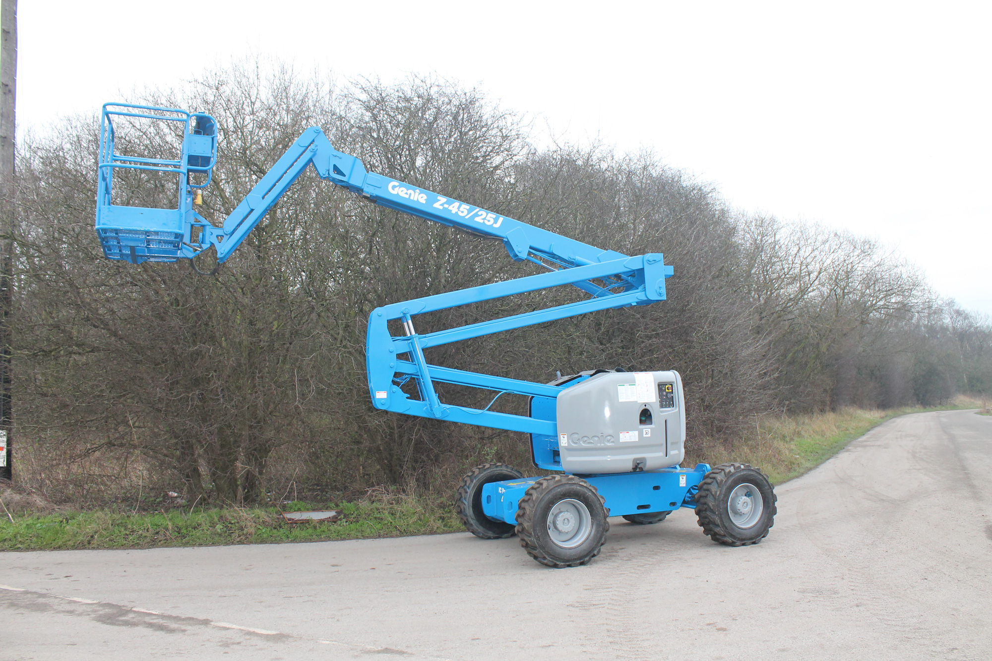 Genie Z45/25J Articulating Boom Lift For Sale, 50% OFF